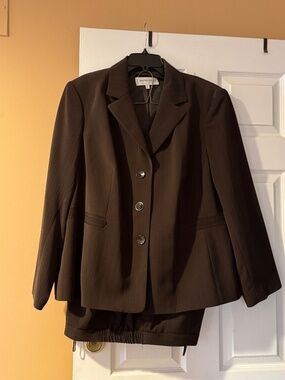 Women’s pin strip brown pants suit